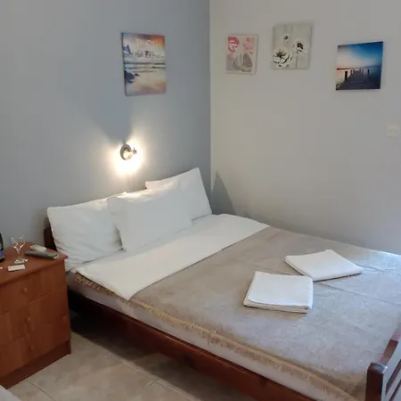 House Georgia * Kallithea (Chalkidiki)
